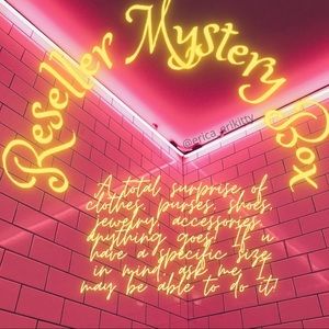 Reseller Mystery/Surprise Bundle Box 5/$20